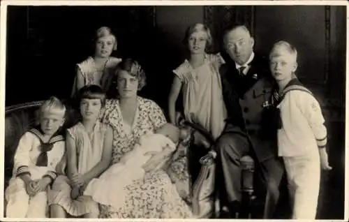 Foto Ak Friedrich von Hohenzollern Sigmaringen mit Kindern, Margarete von Sachsen