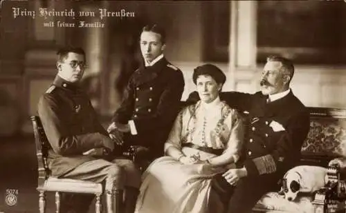 Ak Großadmiral Prinz Heinrich von Preußen mit Familie, Portrait, Uniform, Hund