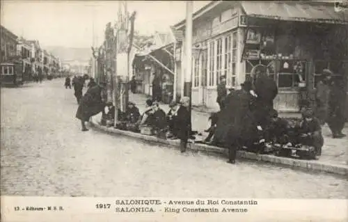 Ak Saloniki Griechenland, Avenue du Roi Constantin, Verkäufer am Straßenrand