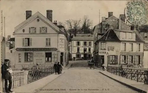 Ak Beaumont sur Oise Val d'Oise, Straßenpartie, Hotel