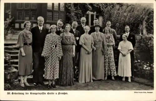 Ak 50. Geburtstag der Kronprinzessin Cecilie von Preußen, Gruppenfoto