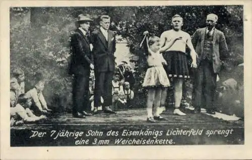Ak Der 7 jährige Sohn des Eisenkönigs Lichterfeld sprengt eine 3mm Weicheisenkette