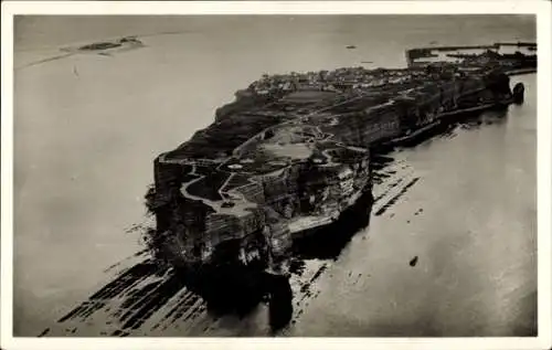 Ak Nordseeinsel Helgoland, Panorama von Norden, Fliegeraufnahme