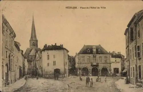 Ak Vezelise Meurthe et Moselle, Place de l'Hotel de Ville