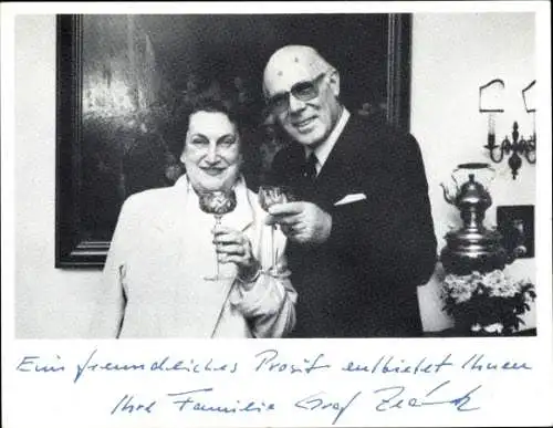 Foto Glückwunsch Neujahr, Familie Graf Z..., Mann mit Frau, Sektglas
