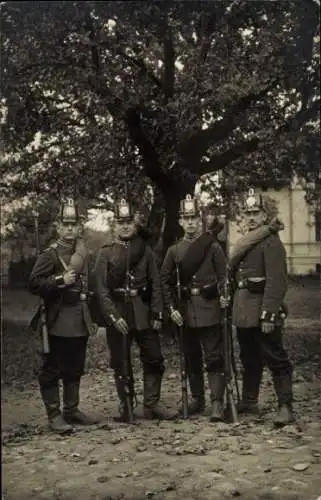 Foto Ak Deutsche Soldaten in Uniformen, Garde-Regiment in Zossen