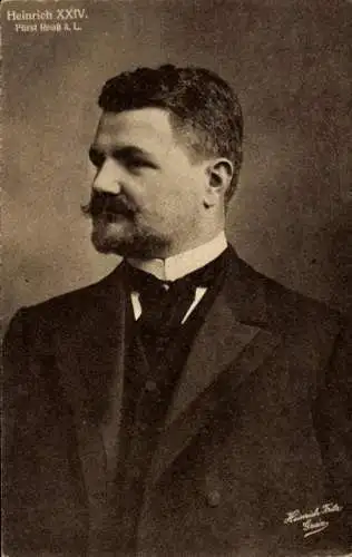 Ak Heinrich XXIV Fürst Reuss ältere Linie, Portrait im Anzug