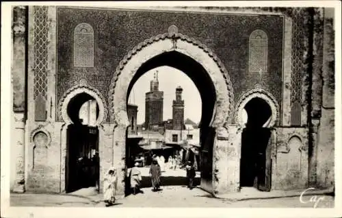 Ak Fès Fez Marokko, Porte Bab Bou Jeloud, Blick auf einen Torbogen