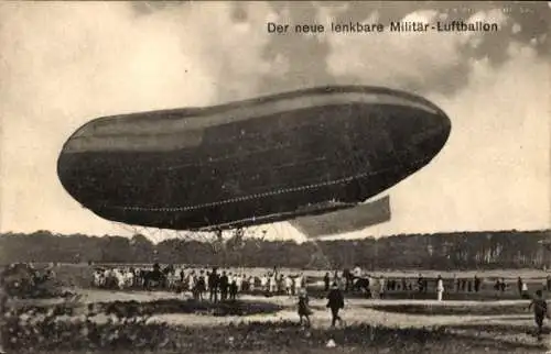 Ak Neuer lenkbarer MIlitär-Luftballon, Flugplatz, Schaulustige