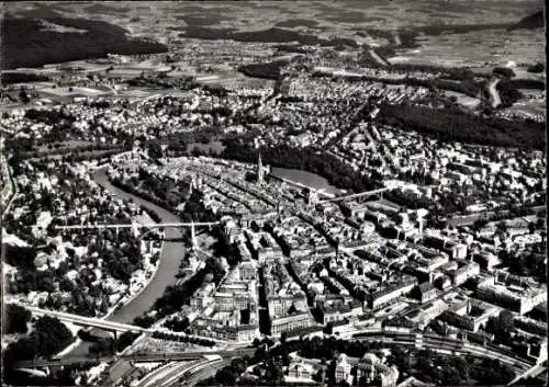 Ak Bern Stadt Schweiz, Gesamtansicht, Fliegeraufnahme