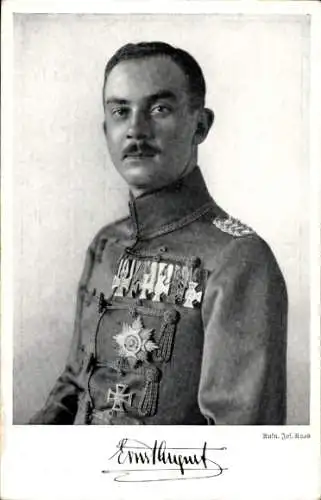 Ak Herzog Ernst August von Braunschweig, Portrait in Uniform, Orden
