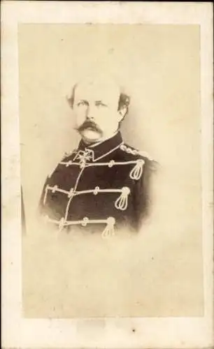 CdV Prinz Friedrich Karl von Preußen, Portrait in Husarenuniform