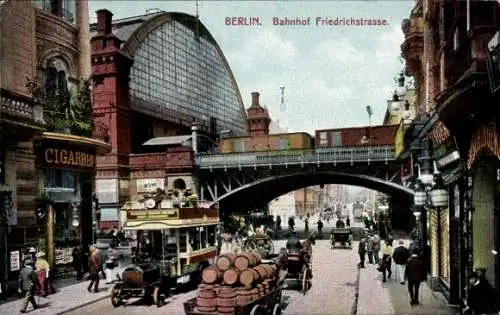 Ak Berlin Mitte, am Bahnhof Friedrichstraße, Zigarrengeschäft, Straßenverkehr