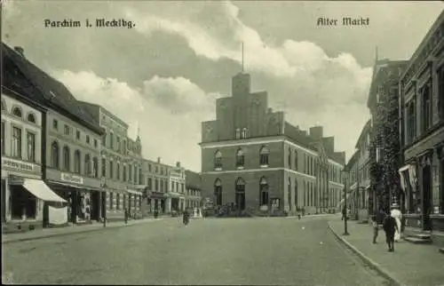 Ak Parchim in Mecklenburg, Alter Markt, Geschäfte