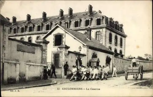 Ak Coulommiers Seine et Marne, La Caserne