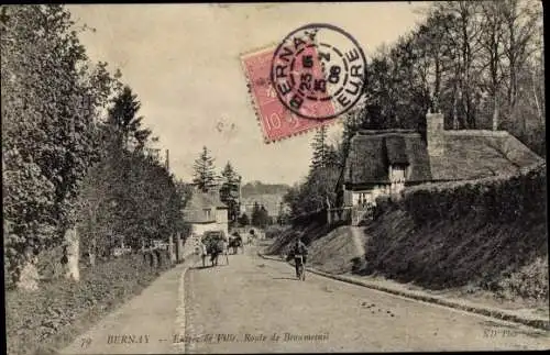 Ak Bernay Eure, Route de Beaumesnil