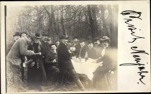 Foto Ak Haguenau Hagenau im Elsass Bas Rhin, Gruppenfoto, Feier