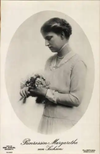 Passepartout Ak Prinzessin Margarethe von Sachsen, Portrait im Profil