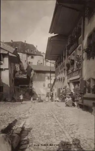 Ak Gruyères Kanton Freiburg Schweiz, Straßenpartie, Häuser