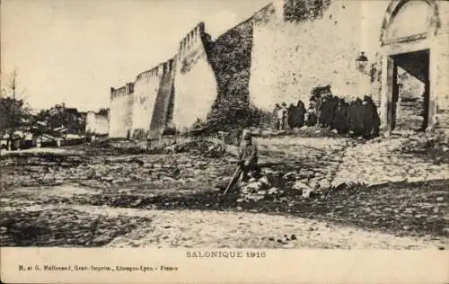 Ak Saloniki Griechenland, Teilansicht, Stadtmauer, 1916