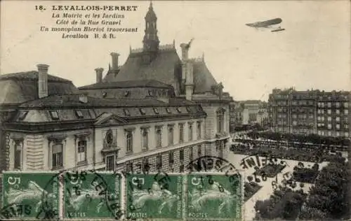 Ak Levallois Perret Hauts de Seine, Rathaus, Gärten, Bleriot-Eindecker