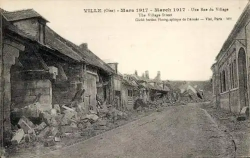 Ak City Oise, A Street, Ruins, März 1917