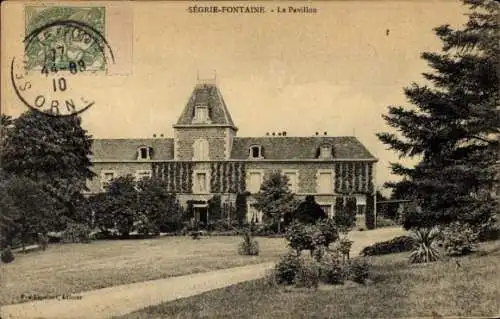 Ak Ségrie Fontaine Orne, Pavillon