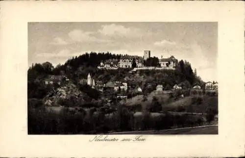 Ak Neubeuern am Inn Oberbayern, Totalansicht mit Schloss