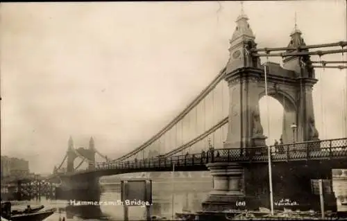 Ak Hammersmith London England, Hammersmith Bridge