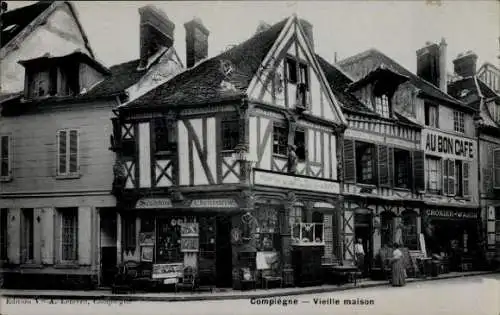 Ak Compiègne Oise, Altes Haus