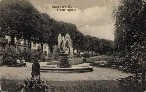 Ak Sarrebourg Saarburg Lothringen Moselle, Freiheitsplatz