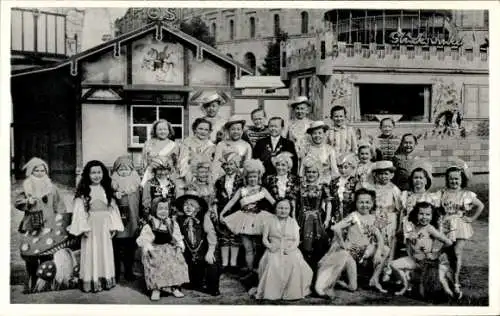 Ak C.H. Schäfers Zirkus Stadt Liliput, Liliputaner, München Solln, Memlingstraße 11