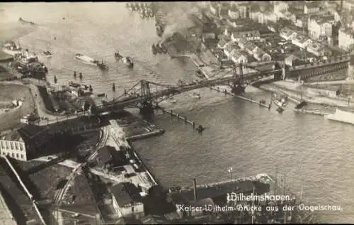 Ak Wilhelmshaven in Niedersachsen, Kaiser Wilhelm Brücke aus der Vogelschau, Schiffe, Bahnstrecke