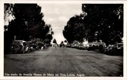 Ak Noqui Angola, Avenida Norton, Parkplatz