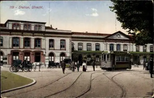 Ak Utrecht Niederlande, Bahnhof, Straßenbahn