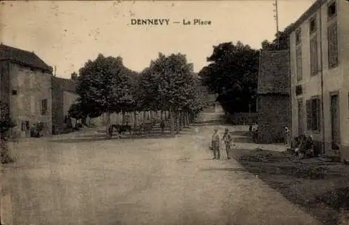 Ak Dennevy Saône et Loire, La Place