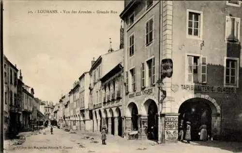 Ak Louhans Saône-et-Loire, Blick auf die Arkaden, Grande Rue