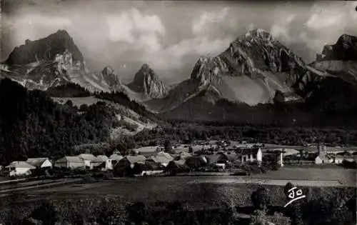 Ak Lus la Croix Haute Drome, Les Alpes, Hameau de la Jarjatte, Massif des Aiguilles, Mont-Ferrard