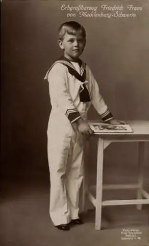 Ak Erbgroßherzog Friedrich Franz von Mecklenburg Schwerin, Kinderportrait im Matrosenanzug