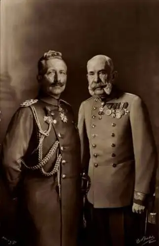 Ak Kaiser Franz Joseph I., Kaiser Wilhelm II., Portrait, Orden, Uniform