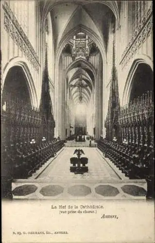 Ak Anvers Antwerpen Flandern, La Nef de la Cathedrale, vie prise du coeur