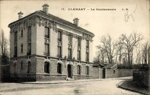 Ak Clamart Hauts de Seine, Die Gendarmerie