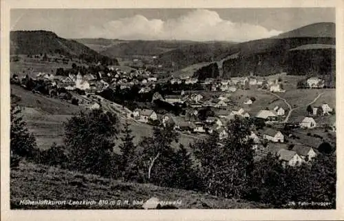 Ak Lenzkirch im Schwarzwald, Gesamtansicht, Hochfirst