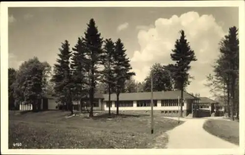 Ak Saalburg Ebersdorf Thüringen, Blick auf die Zentralschule