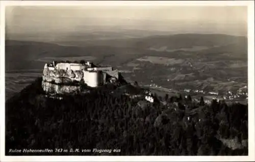 Ak Neuffen in Württemberg, Burg Hohenneuffen, Ruine,743m ü. M., Fliegeraufnahme