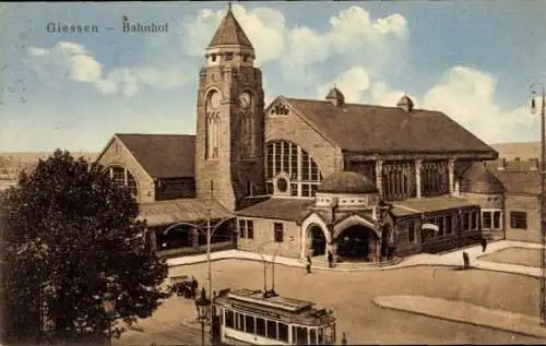 Ak Gießen an der Lahn Hessen, Bahnhof, Straßenbahn