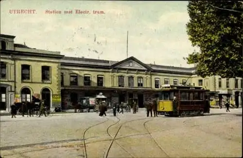 Ak Utrecht Niederlande, Hauptbahnhof, Straßenbahn