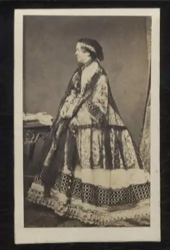 CdV Portrait Königin Amalie von Griechenland, geb. von Oldenburg