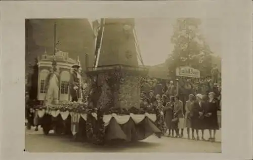 Foto Ak Wörth am Main in Unterfranken, Festumzug, Festwagen mit Windmühle, Baustoff Bauer