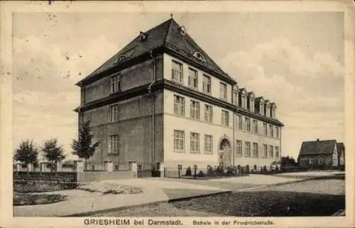 Ak Griesheim bei Darmstadt, Schule in der Friedrichstraße